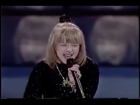 [Full] Christina Aguilera - Sunday Kind Of Love (Etta James Song) at Star Search (1990)