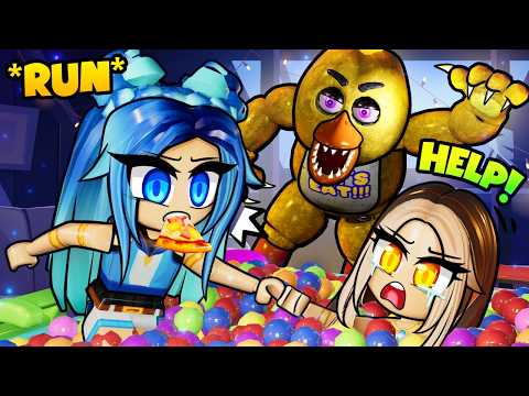 DON&#039;T FALL in the BALL PIT... Roblox FNAF!